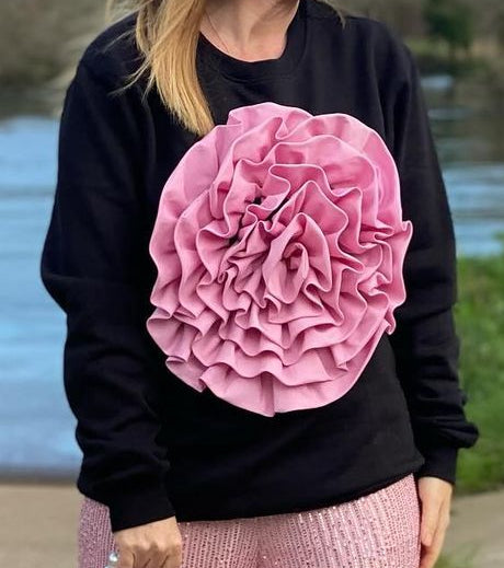 Trinité® | Pull noir à fleurs