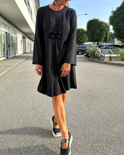 Yvonne® | Robe élégante avec cloche et noeud